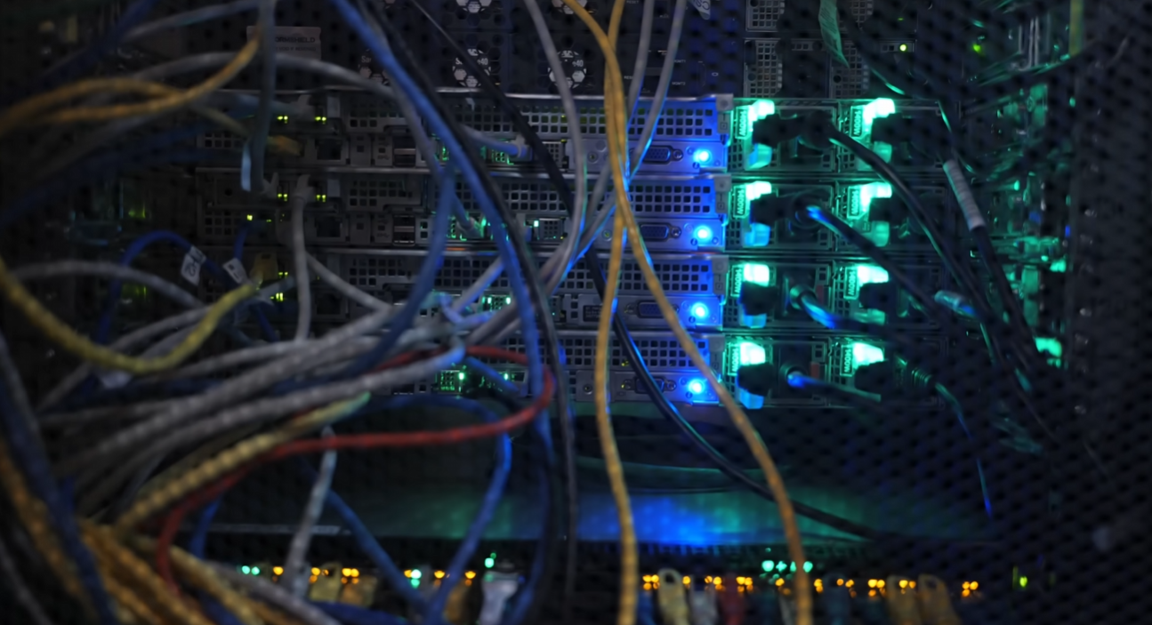 Infrastruktura techniczna i serwerowa